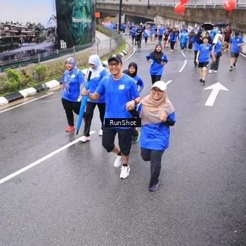 Runner Photo 7954594