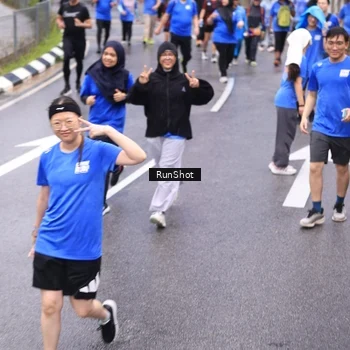 Runner Photo 7954609