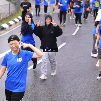 Runner Photo 7954615