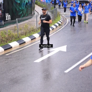 Runner Photo 7954629
