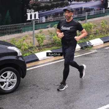 Runner Photo 7954655