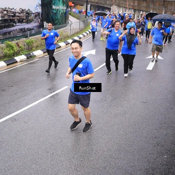 Runner Photo 7954676