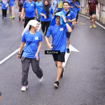 Runner Photo 7954678