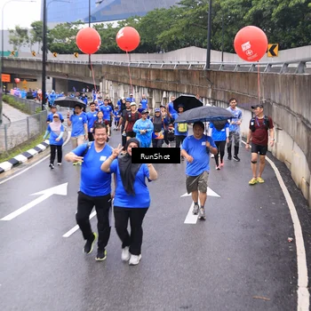 Runner Photo 7954684