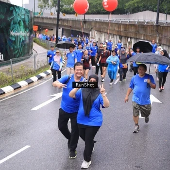 Runner Photo 7954694