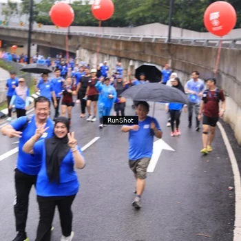 Runner Photo 7954697