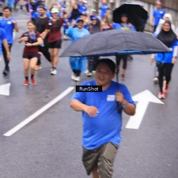 Runner Photo 7954706