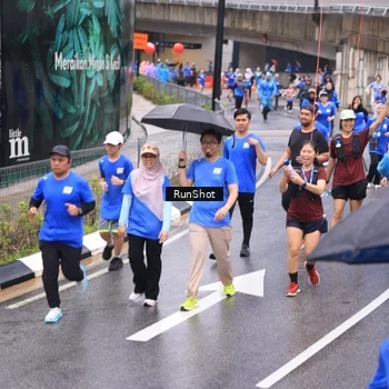 Runner Photo 7954710