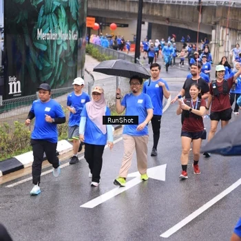 Runner Photo 7954711