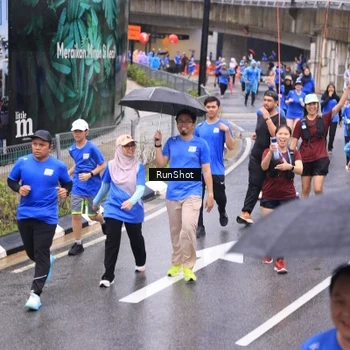 Runner Photo 7954715