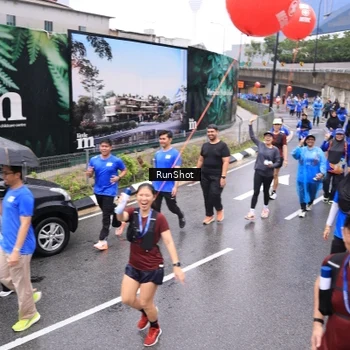 Runner Photo 7954761