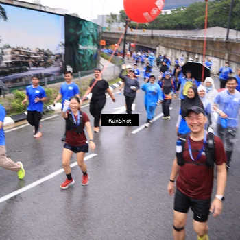 Runner Photo 7954765
