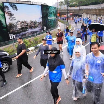 Runner Photo 7954784