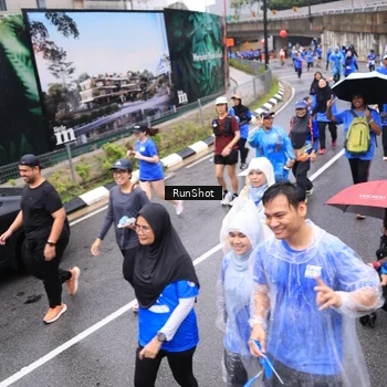 Runner Photo 7954793