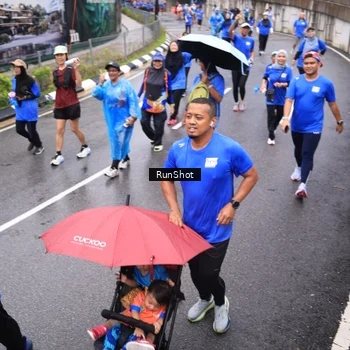 Runner Photo 7954812
