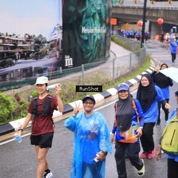 Runner Photo 7954819