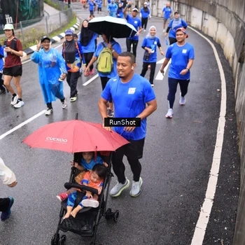 Runner Photo 7954825