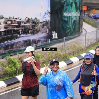 Runner Photo 7954828