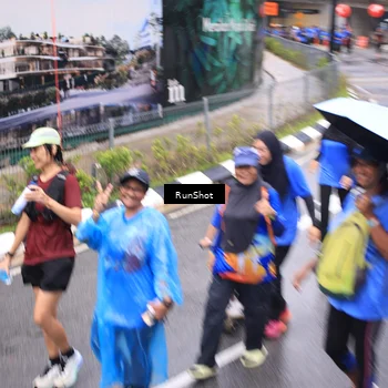 Runner Photo 7954832