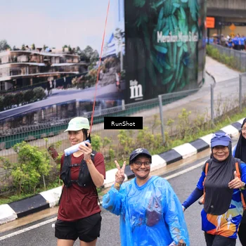 Runner Photo 7954833