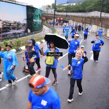 Runner Photo 7954838