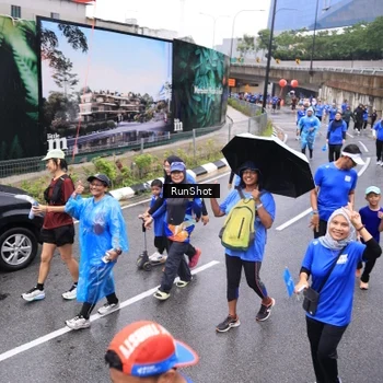 Runner Photo 7954843