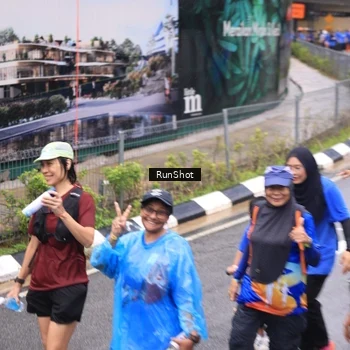 Runner Photo 7954849