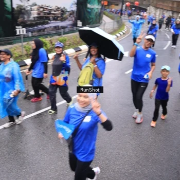 Runner Photo 7954851