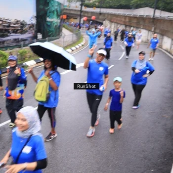 Runner Photo 7954855