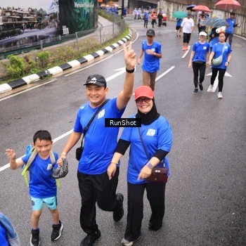 Runner Photo 7954856