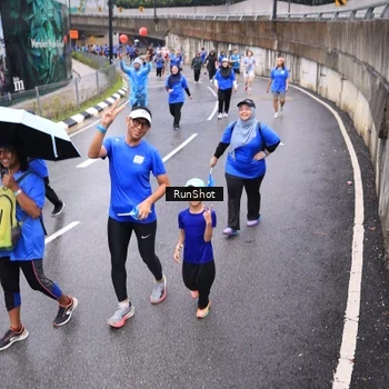 Runner Photo 7954859