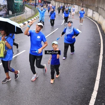 Runner Photo 7954862