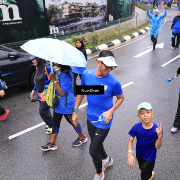 Runner Photo 7954869
