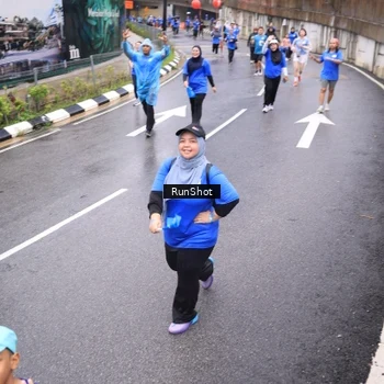 Runner Photo 7954875