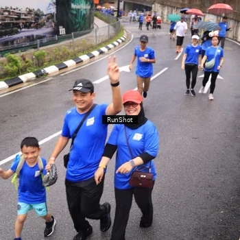 Runner Photo 7954876