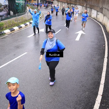 Runner Photo 7954888