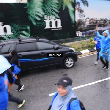 Runner Photo 7954900