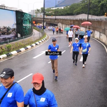 Runner Photo 7954911