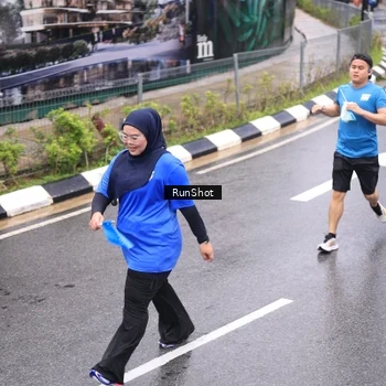Runner Photo 7954917