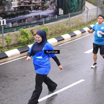 Runner Photo 7954919