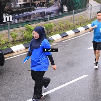 Runner Photo 7954920