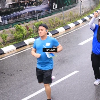 Runner Photo 7954932