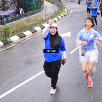 Runner Photo 7954937