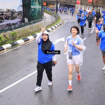 Runner Photo 7954941