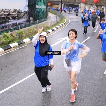 Runner Photo 7954943