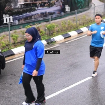 Runner Photo 7954945
