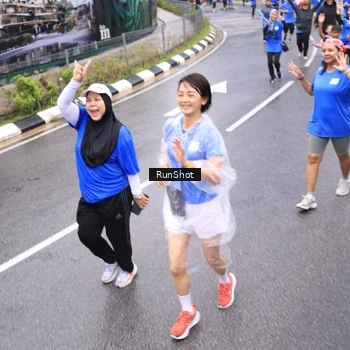 Runner Photo 7954949