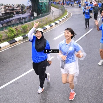 Runner Photo 7954953