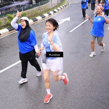 Runner Photo 7954955