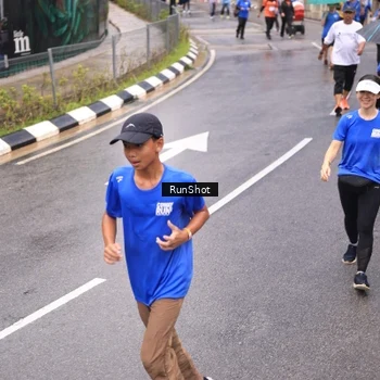 Runner Photo 7954999